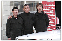 こんにちは、カーディテイリングプロショップのX21です